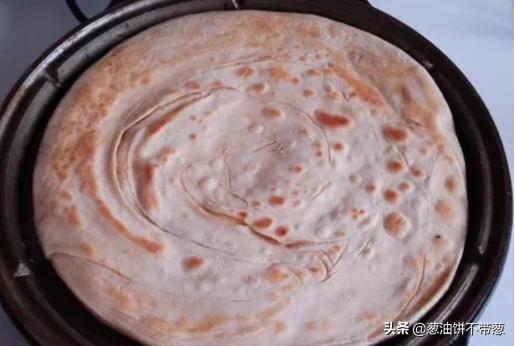 怎样用电饼铛烙饼更软不和面,用电饼铛烙饼特别硬怎么解决