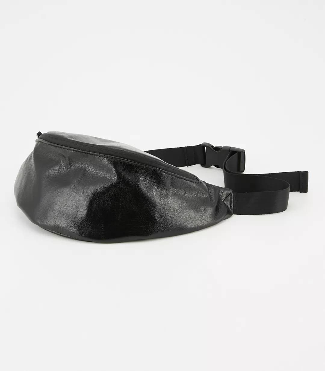 SLY、moussy、RCS等品牌杂志揭载:三吉彩花“东京都市物语”