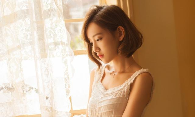 “脖子上的草莓印都不是一个人的”妻子一场同学聚会，毁了婚姻