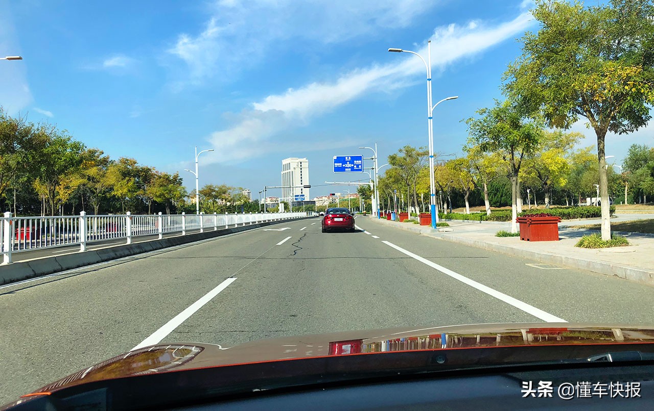 一箱油跑1000km有哪些车,一箱油跑100公里油量还是满格