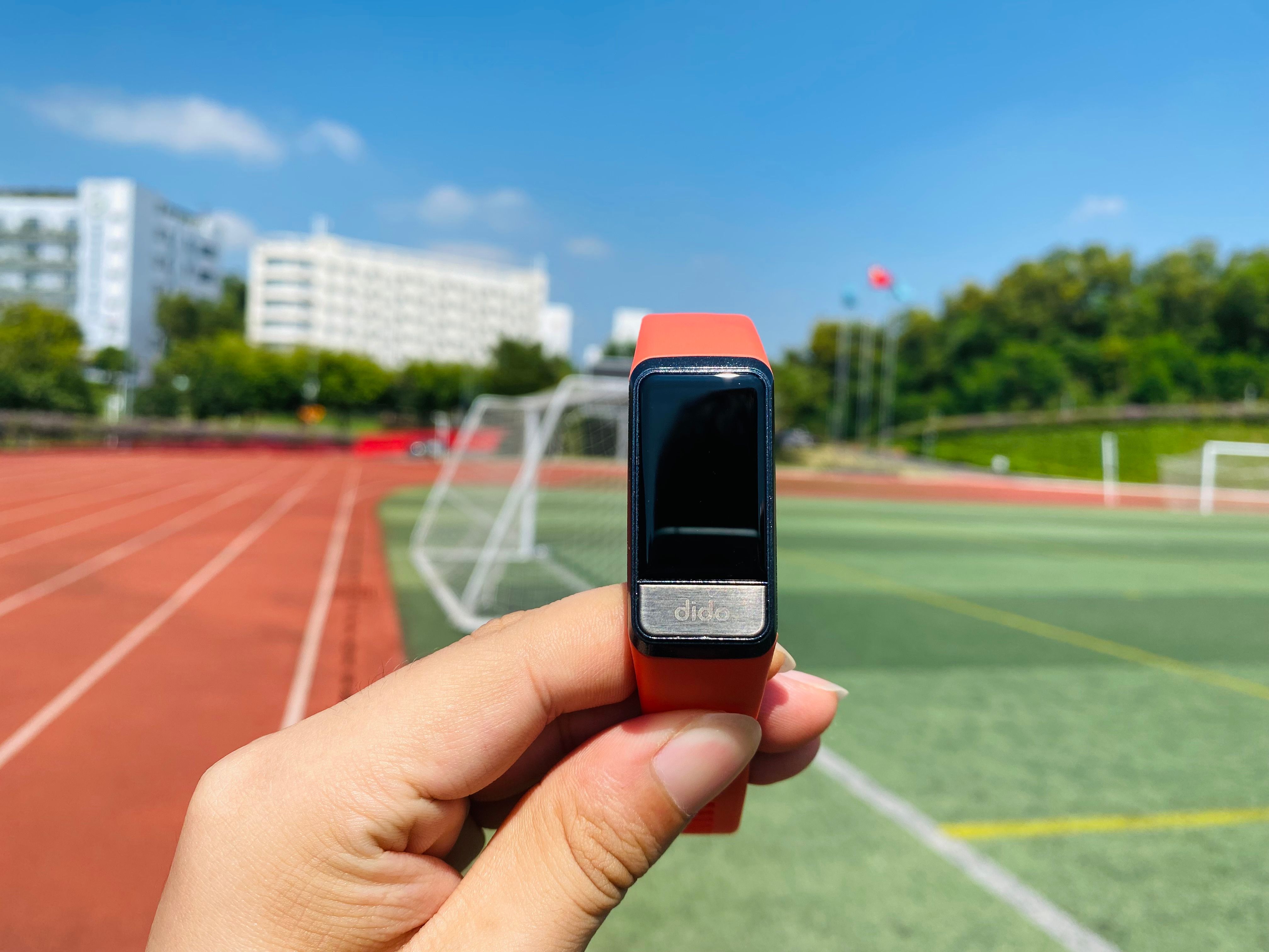 didoy2s智能血压手环测评,dido哪款测血压靠谱