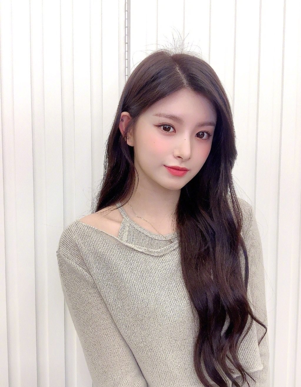 两大韩国女团的中国成员给韩国人科普端午节，妥妥的根正苗红