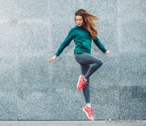 夏天晒黑了怎么白回来,夏天脸晒黑了冬天能白回来吗
