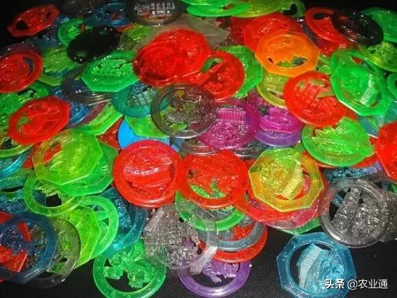 80后小时候玩的纸玩具,小时候玩过的玩具80后满满的回忆