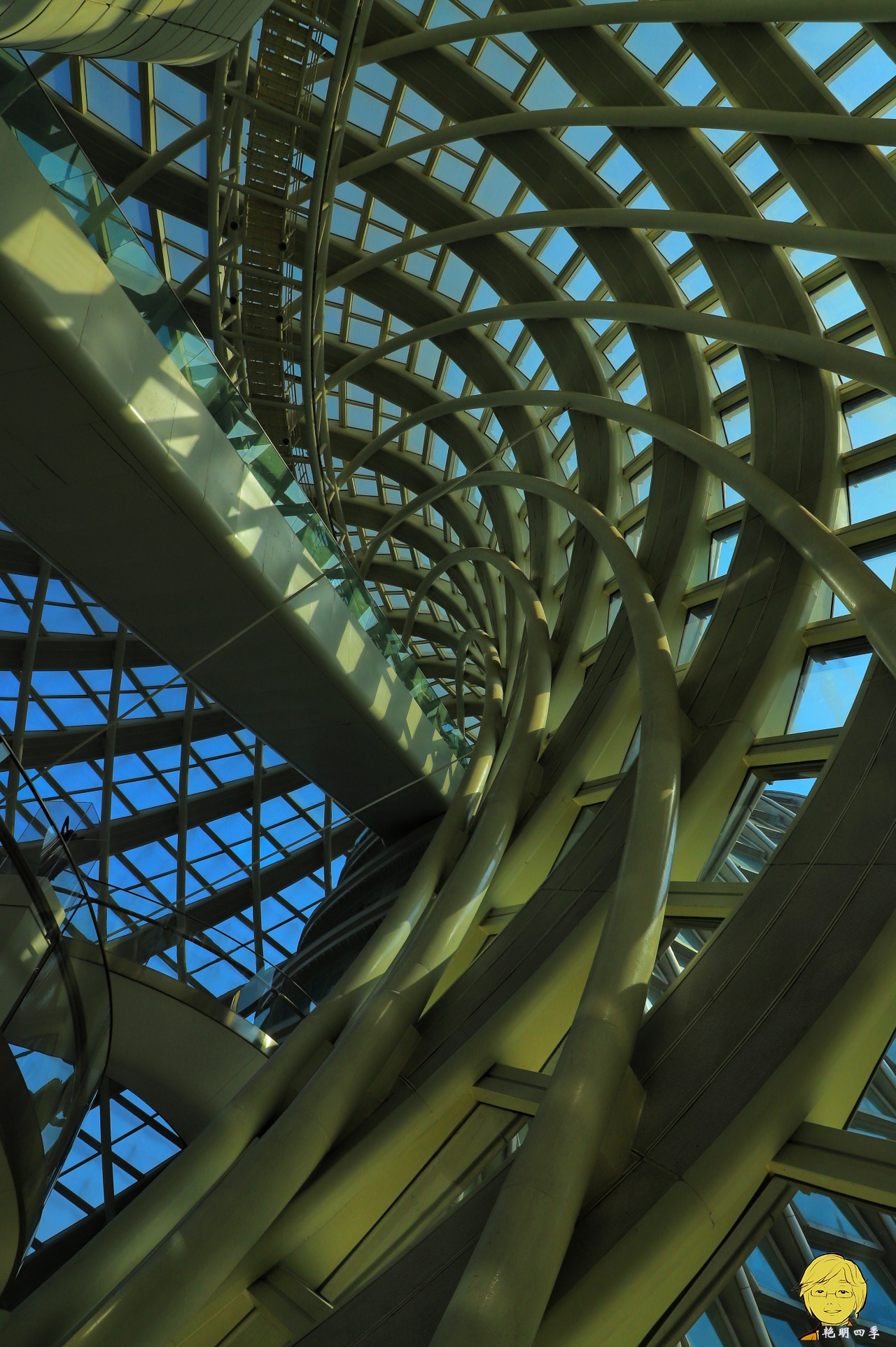 北京凤凰中心莫比乌斯环,北京凤凰中心参观攻略