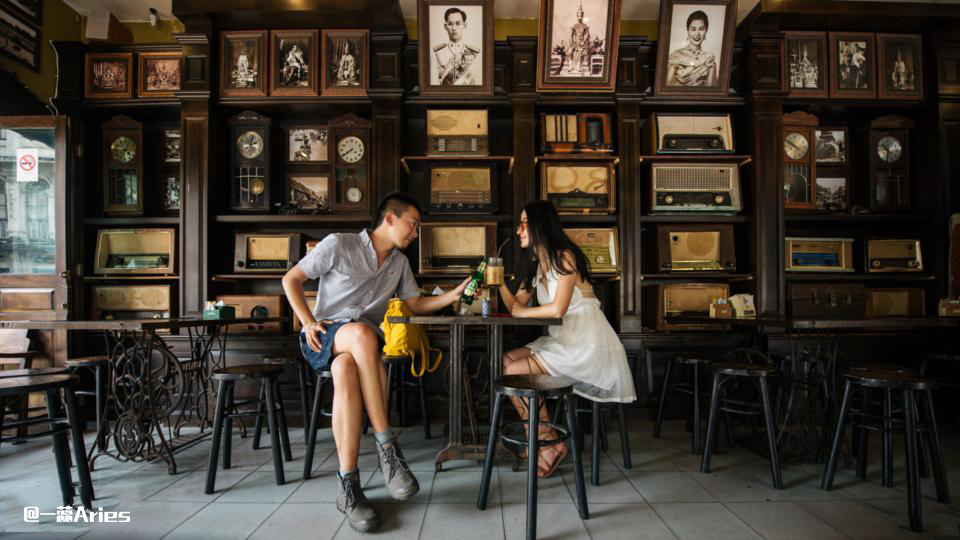 泰国万人灯火节,泰国万人天灯节