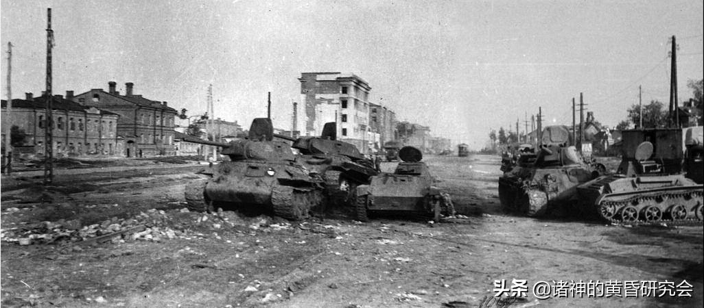 七月飞火-100张珍贵图片中的1942年沃罗涅日血战今与昔（下）