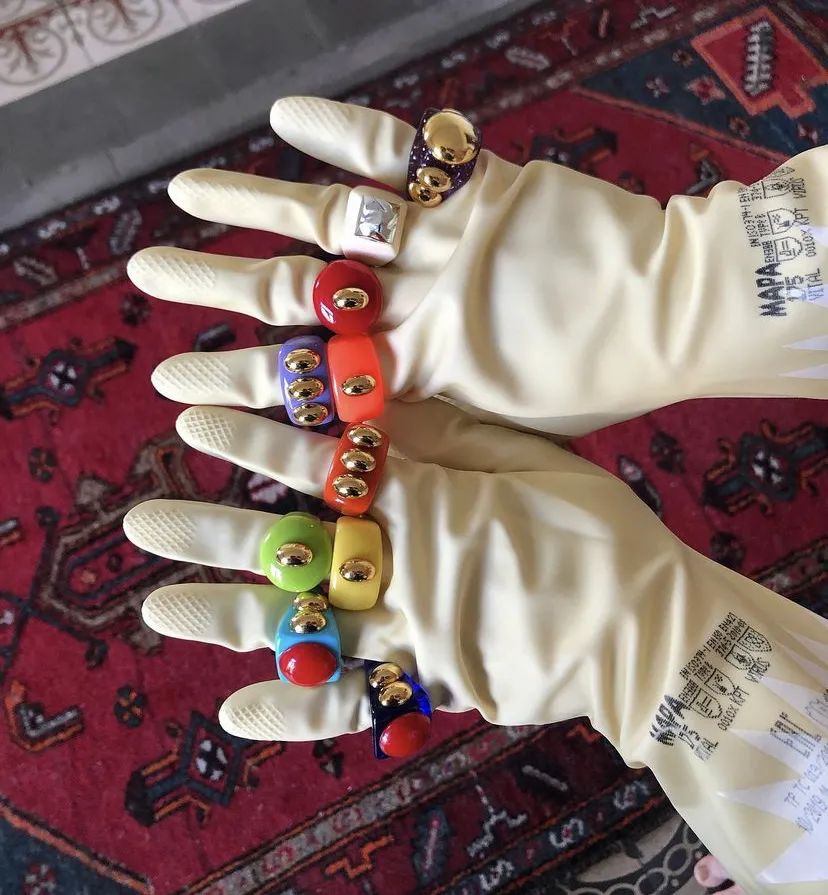 这个夏天你值得拥有的首饰系列,最流行不过时的戒指