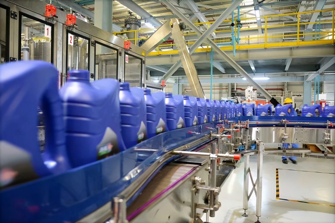 原厂机油好还是推荐的品牌机油好,日产原厂机油和壳牌机油哪个好