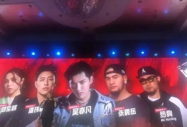 邓紫棋帮唱艾热总决赛,光年之外艾热邓紫棋在哪里看