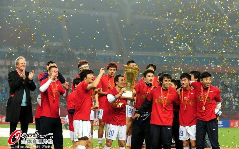 中国足坛酒局传说:那场7-0的前夜,国足主帅痛饮狂欢到凌晨