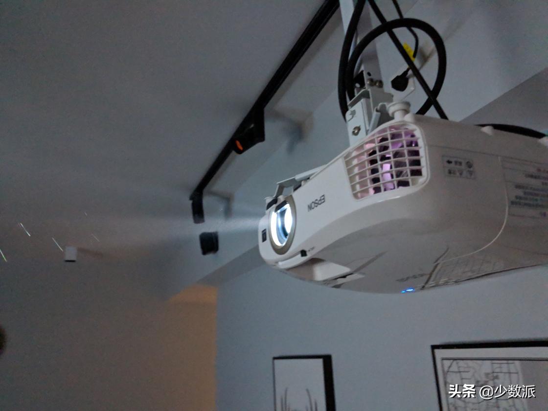 家庭选什么投影较好,家用投影型号推荐