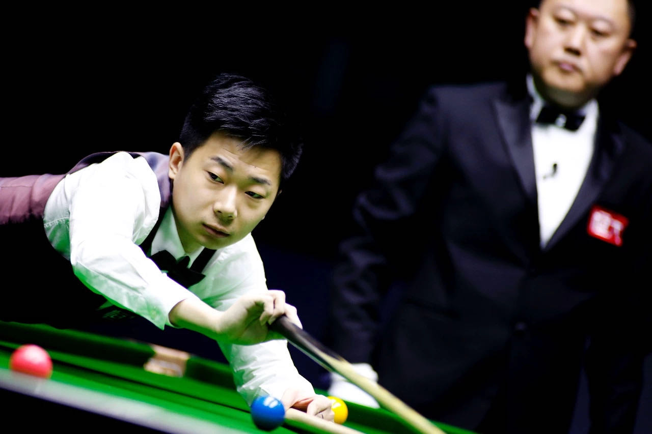 「事故」中途断电,赛场现罕见事故!吕昊天、田鹏飞晋级16强