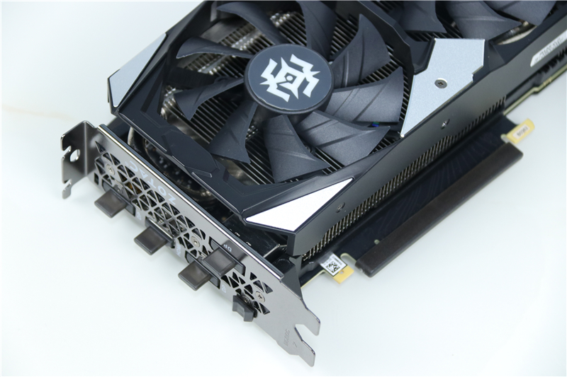 光追版《我的世界》初体验，索泰RTX2070s默频很能打