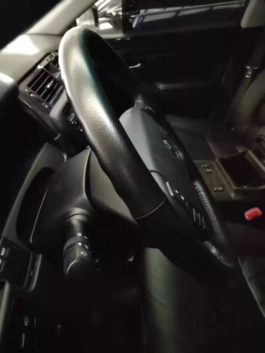 13代皇冠拍卖最高价,12代皇冠拍卖40多万