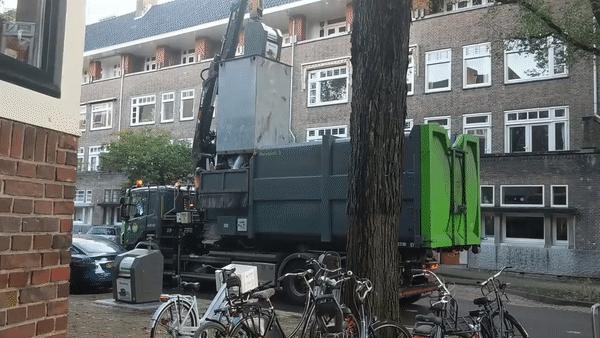 长成这个样子的厕所，我猜你一定没见过