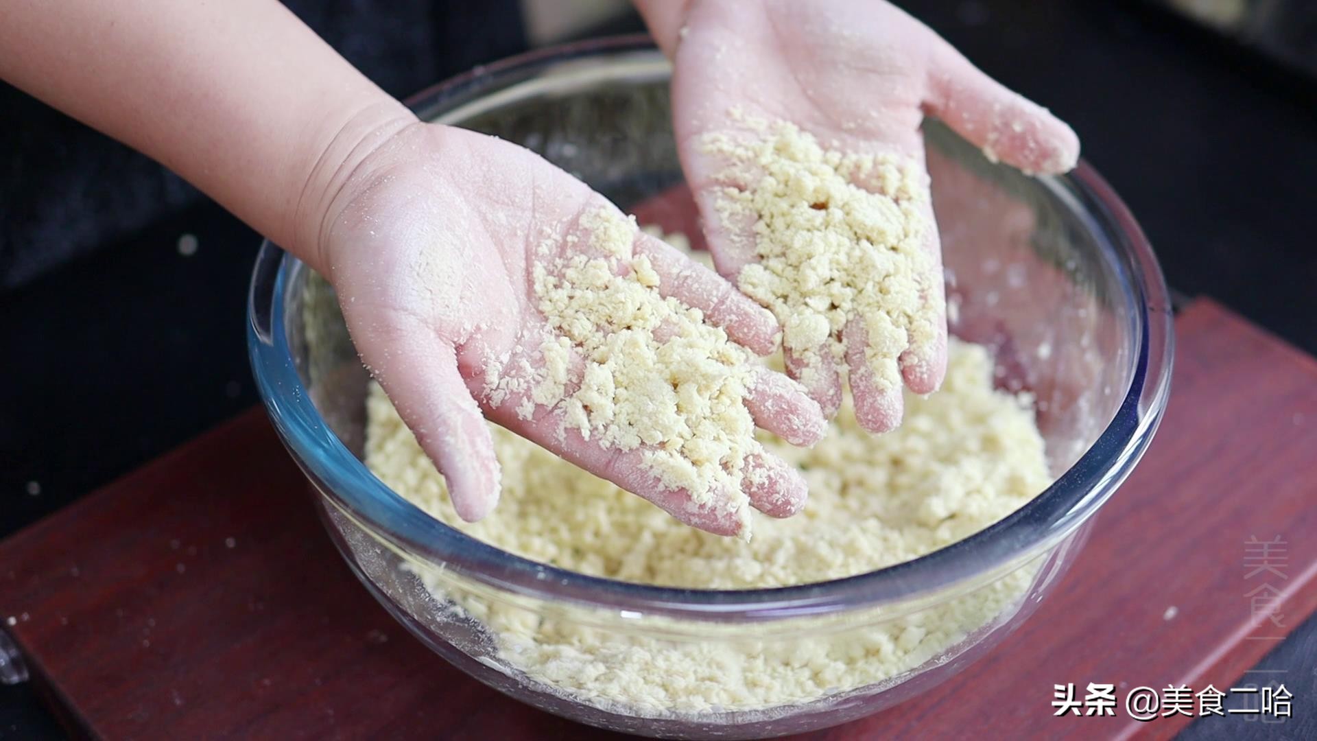 做的油炸糕为什么会塌,做炸糕的面稀了咋办