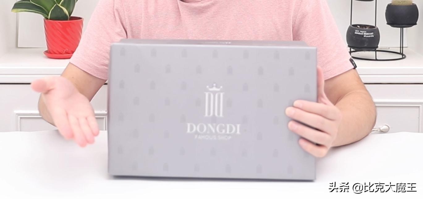 空鞋盒放衣柜,空鞋盒不要扔做收纳盒