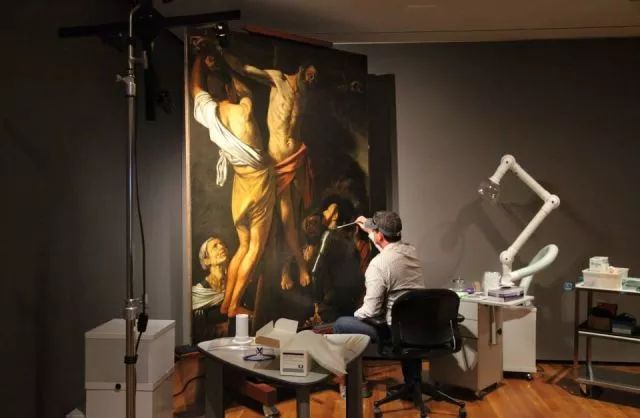 油画入门必须准备的东西,油画的修复与保存技巧