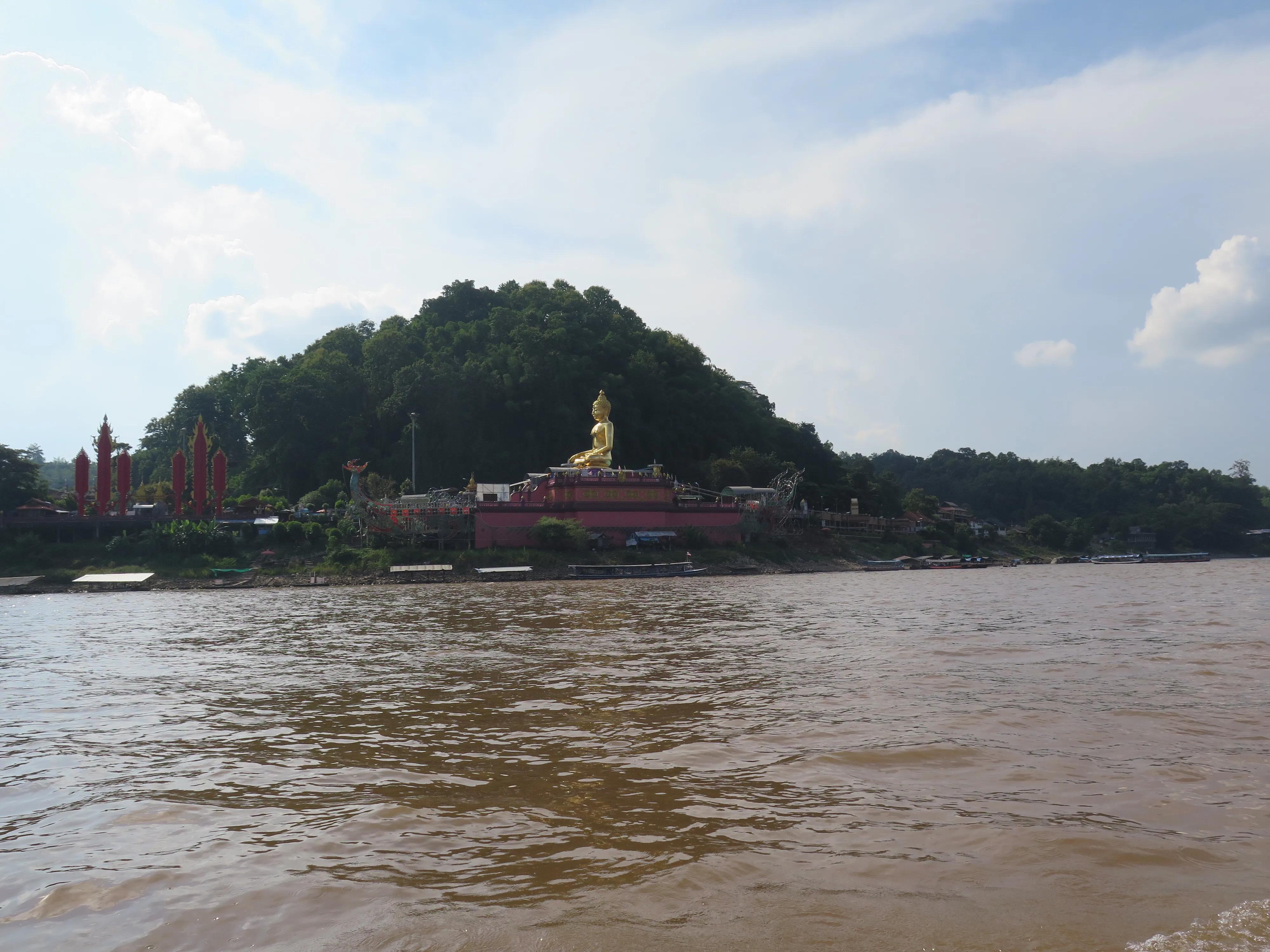 泰国旅游一定要吃什么,泰国旅游必须知道的几个景点