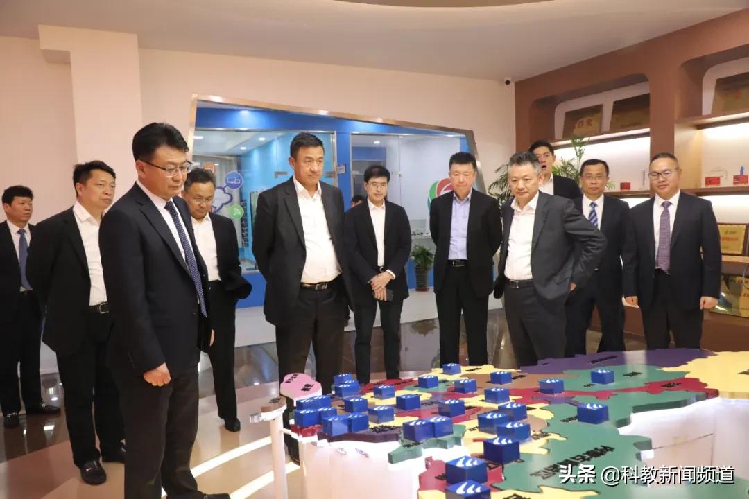 正大中心杨小平,正大杨小平