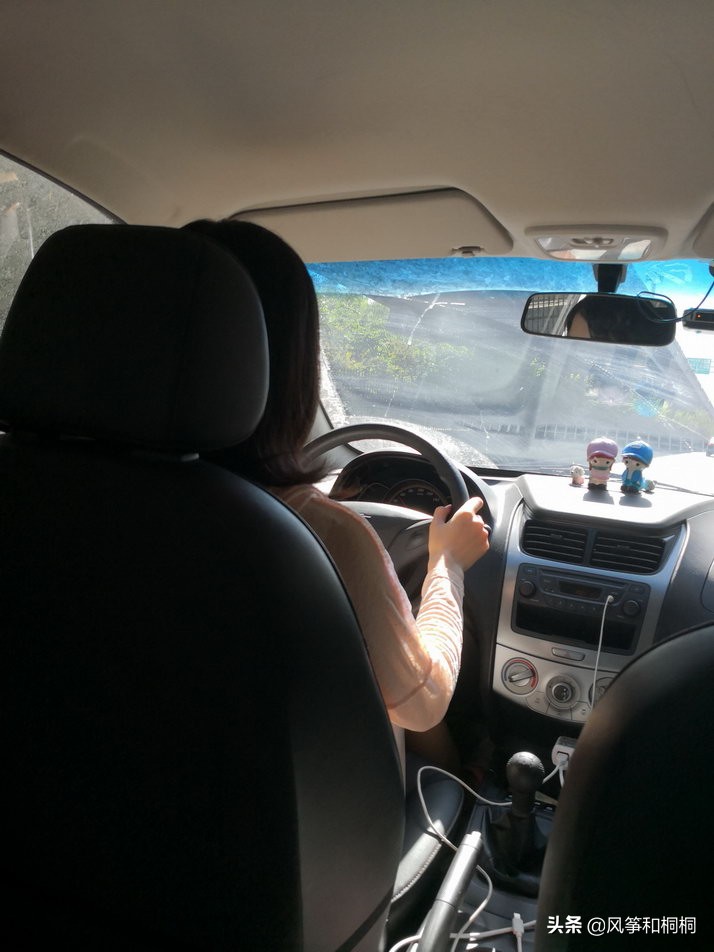 开房车自驾游的生活,老婆当专职司机