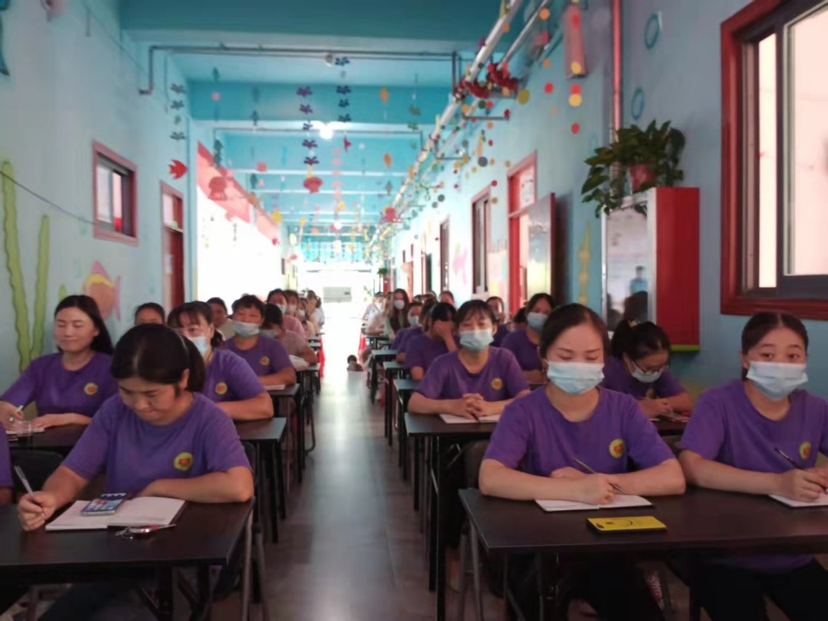 恩溢小学地址,潢川县育苗小学简介