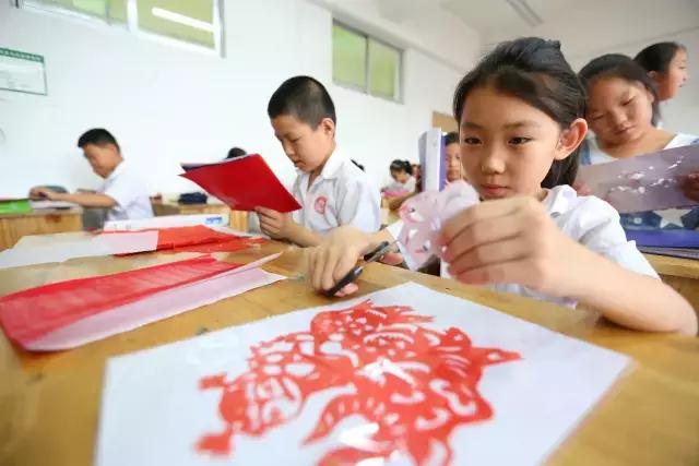 让进取之心澎湃你我！潍坊高新区凤凰学校2018年度十件大事