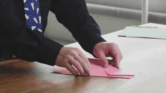 世界上能飞90000米的纸飞机怎么折,能飞6000米的纸飞机大师