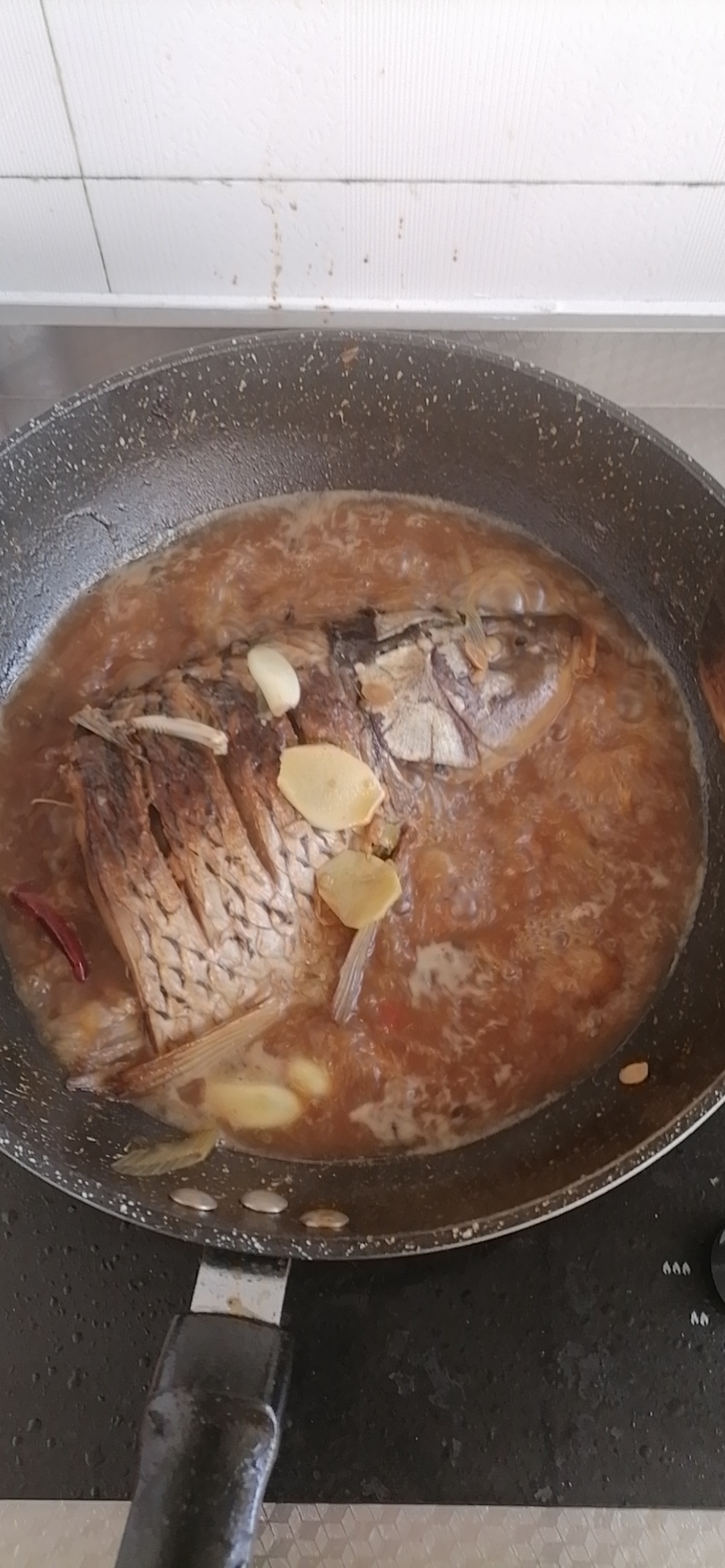 啤酒鱼最正宗的吃法,美食大赏挑起记忆味道的啤酒鱼