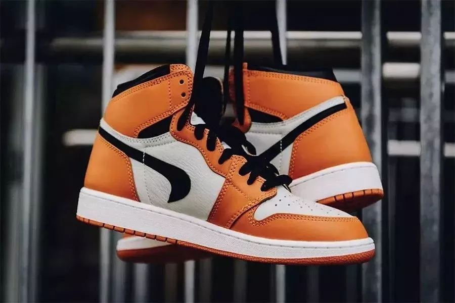 travisscottaj1倒钩4.0,travisscott倒钩