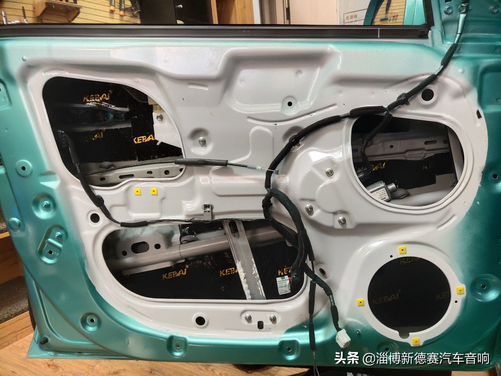 24款起亚福瑞迪出租版音响改装,起亚福瑞迪出租车版加装音响