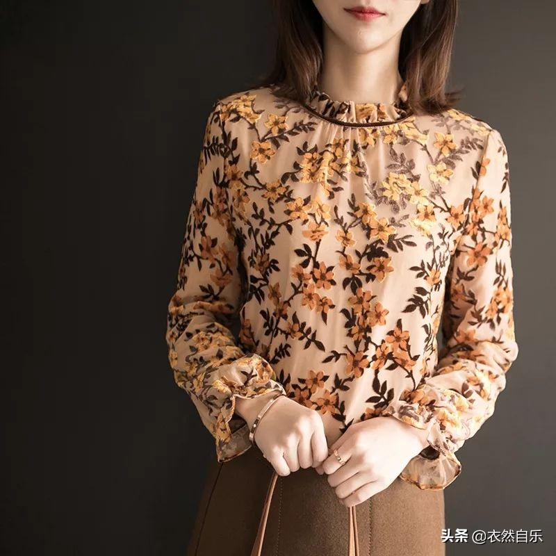 女人穿的好看的加绒衫,时髦洋气加绒小衫