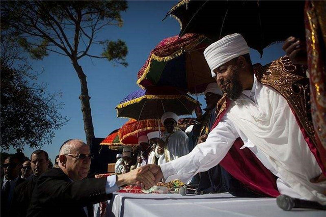 以色列悄悄运走几万非洲难民,为何此举获得了全世界的赞美?