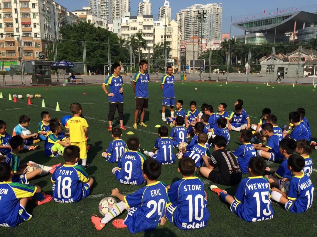 日本高中足球联赛为什么可以成功,日本高中足球联赛怎么样