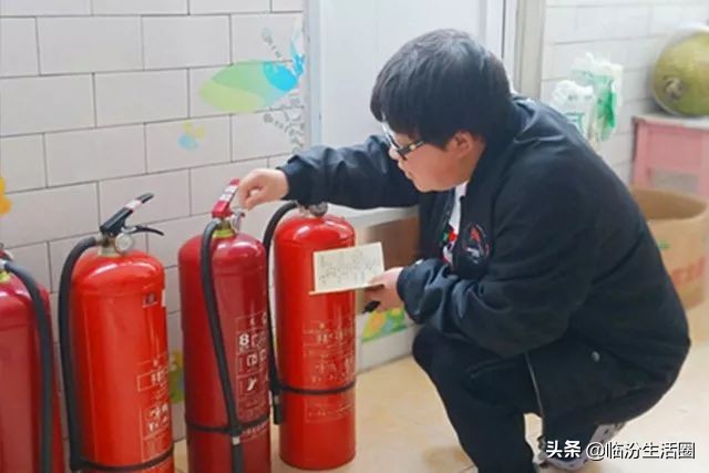 怎么看灭火器是3+1还是5+2,灭火器正确使用方法四步口诀