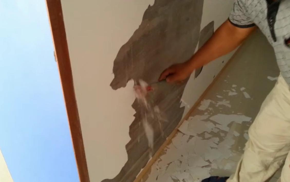 天花板掉皮怎么修补大概多少钱,天花板掉皮怎么办最简单补救方法