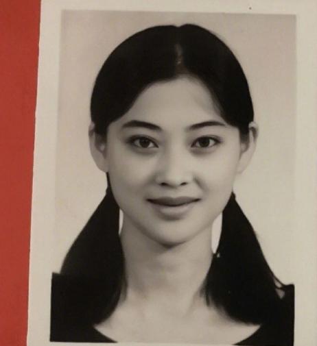 没整过容的女明星颜值对比,女星修图前后对比照