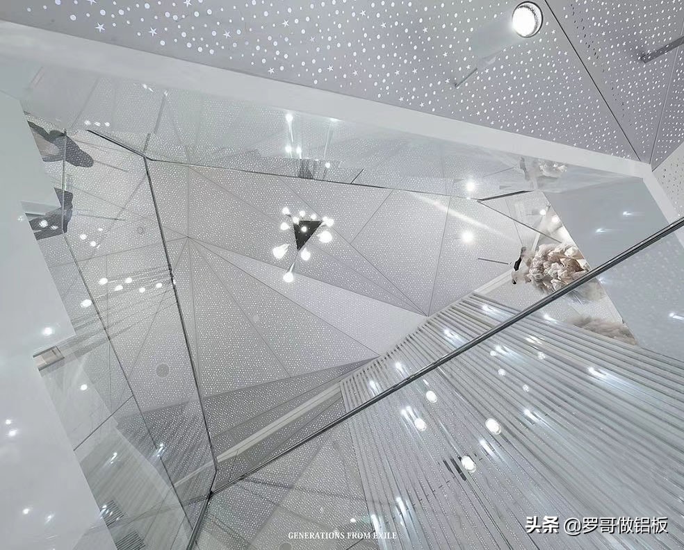 铝单板吊顶安装师傅,铝单板吊顶密拼安装方法