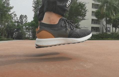 透气性巨好不磨脚的跑鞋,学生党防滑耐磨缓震的跑鞋推荐
