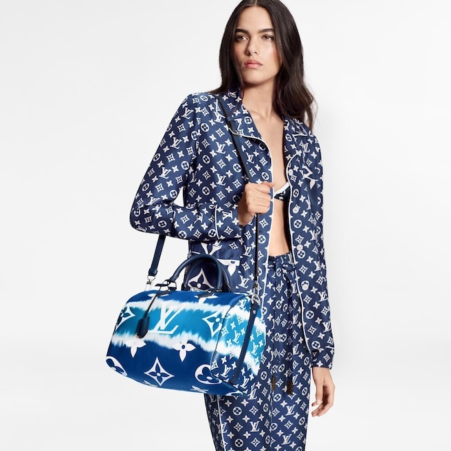 女人没趁手的包包怎么能行?LV老花又出新配色,时尚经典又抗造