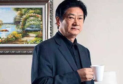 三次豪赌，穷小伙身价飙升数十亿，再到千亿财富梦碎一无所有