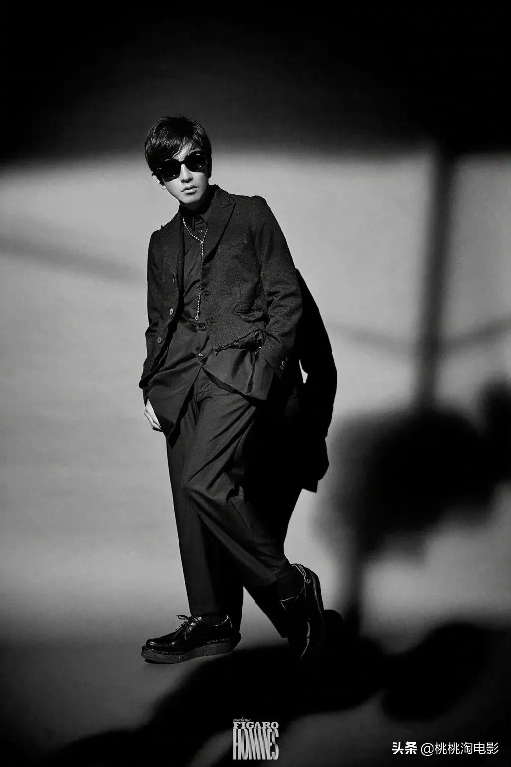 鏃ユ湰鐢锋槑鏄熸湪鏉戞嫇鍝夌殑缇庣収,鏃ユ湰鐢锋槦鏈ㄦ潙鎷撳搲楂樻竻鍥剧墖