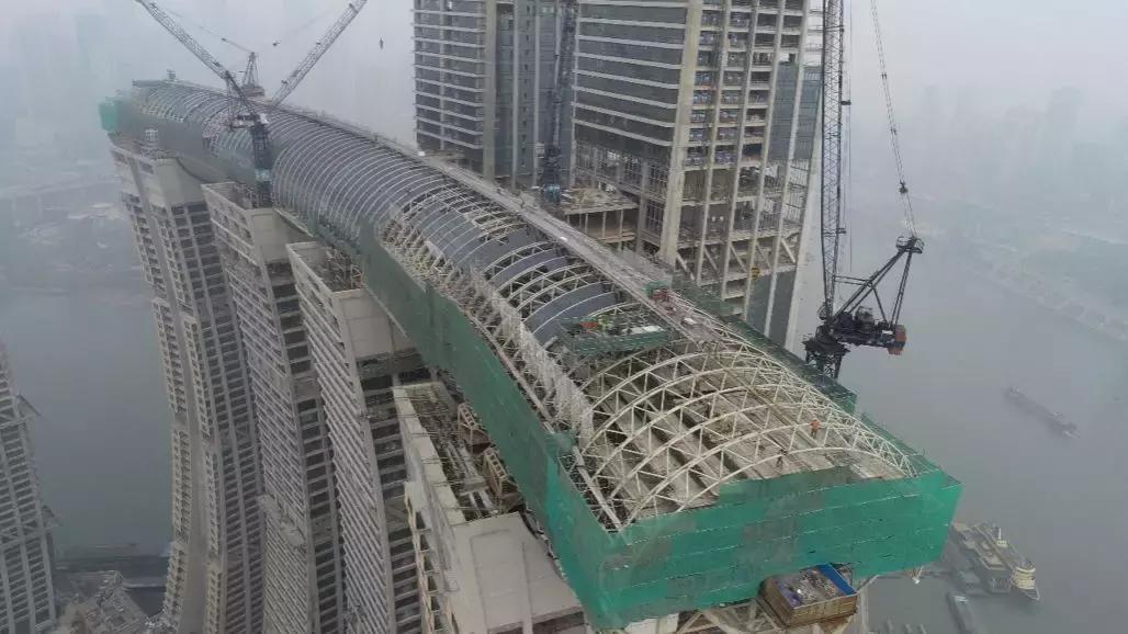 重庆第一高楼来福士广场建造过程,重庆来福士广场高楼共多少层