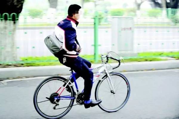 印度阅兵为什么用摩托车载人,印度阅兵摩托车特技的由来