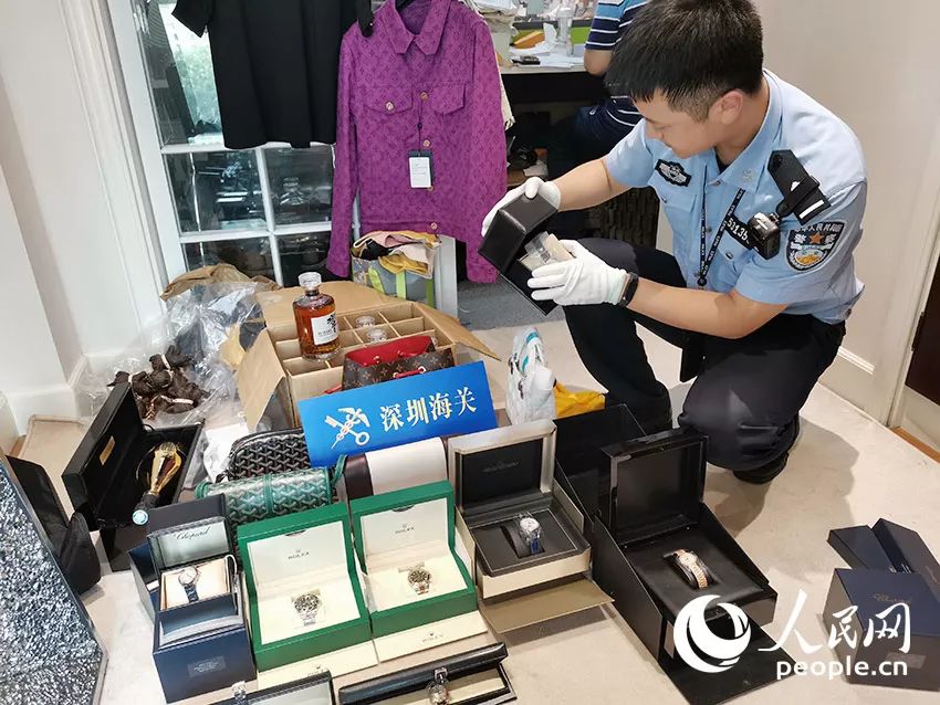 赚300多万被抓,违法代购团伙