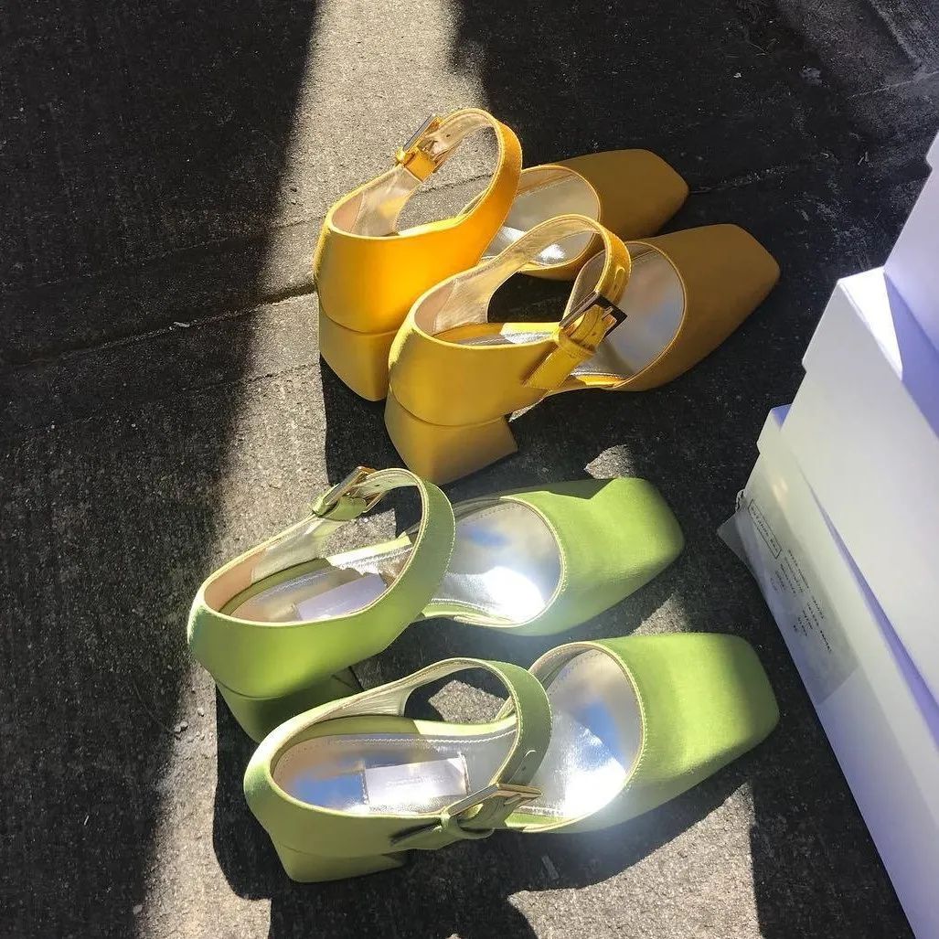 小白鞋仙女鞋,小白鞋失宠了这4双仙女鞋正流行