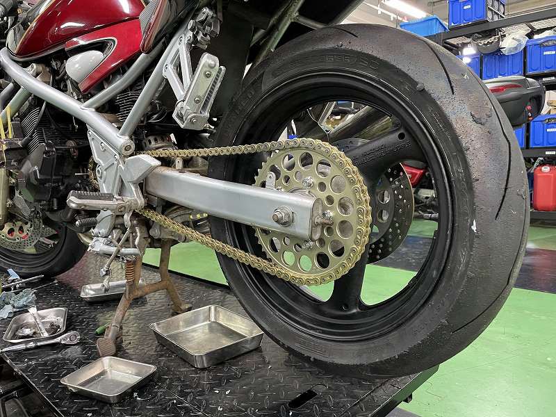 摩托车前链条改16齿,摩托车换牙盘链条教程
