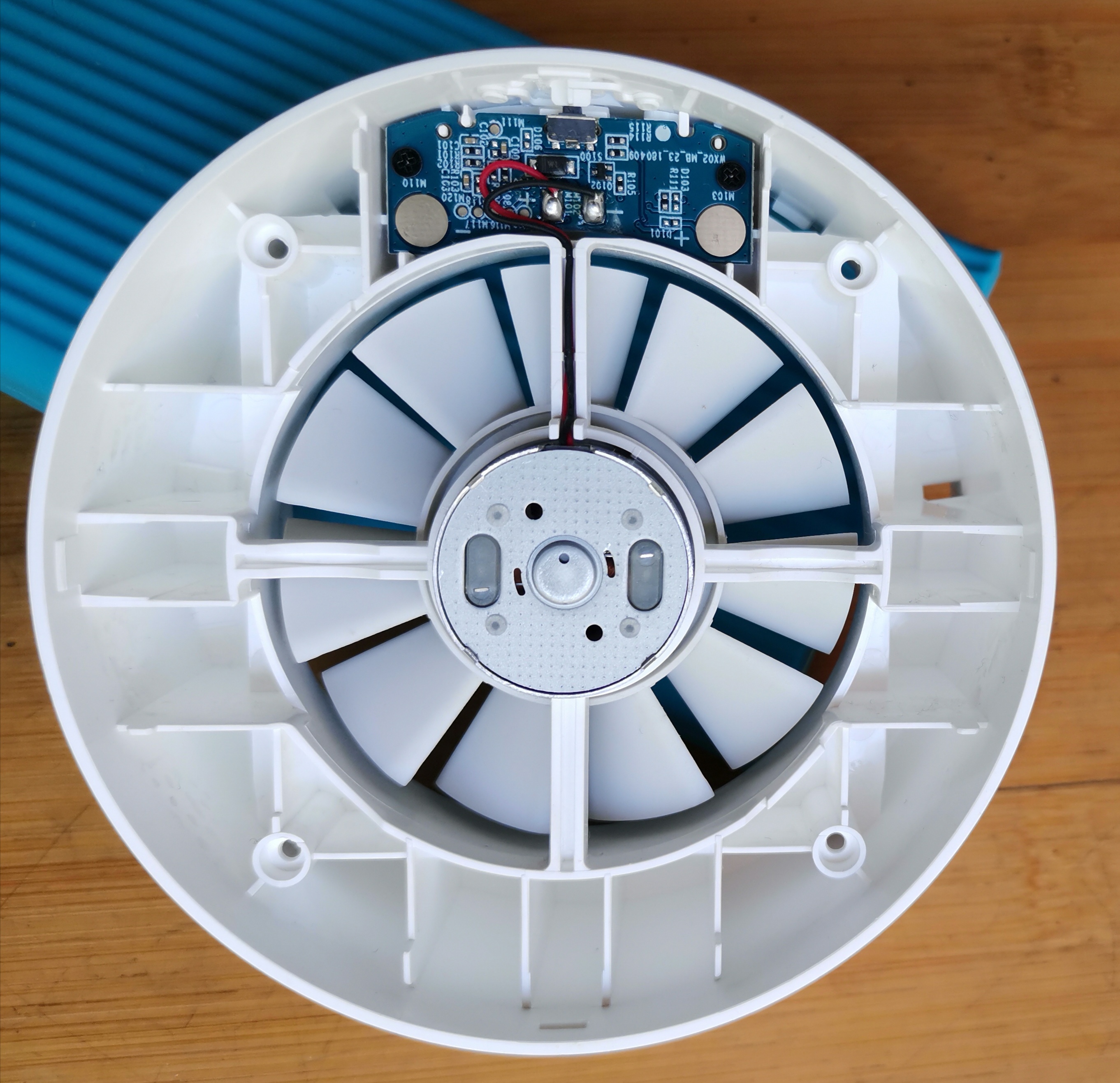 夏日必备驱蚊神器,拆解米家驱蚊器