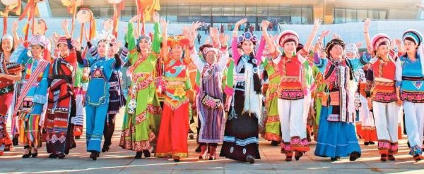 云南民族服饰网,面向全国火爆招商中